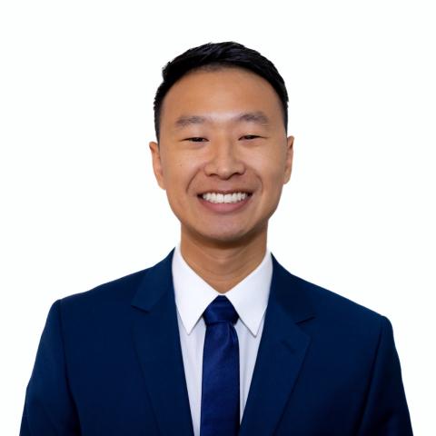 Jeffrey Lam DDS School Of Dentistry   Jeffrey Lam 2023 Headshot %281%29 